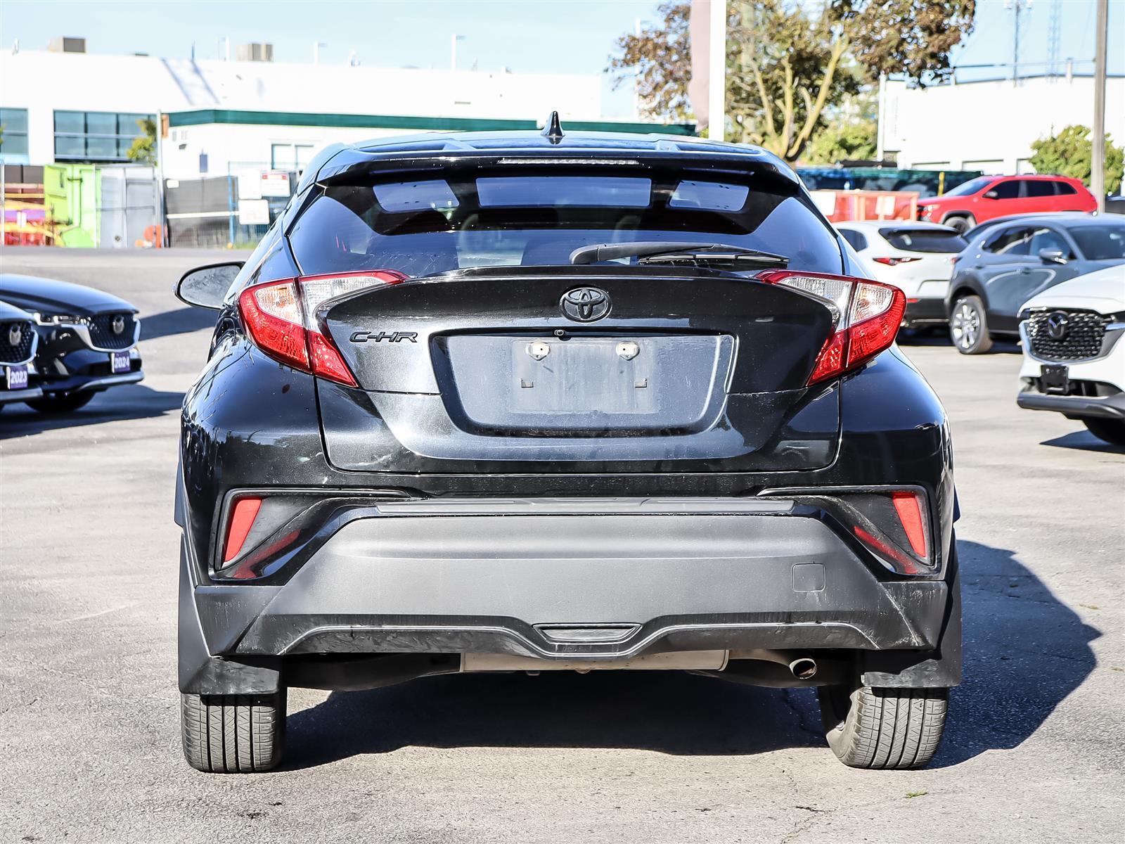 Toyota C-HR 2021
