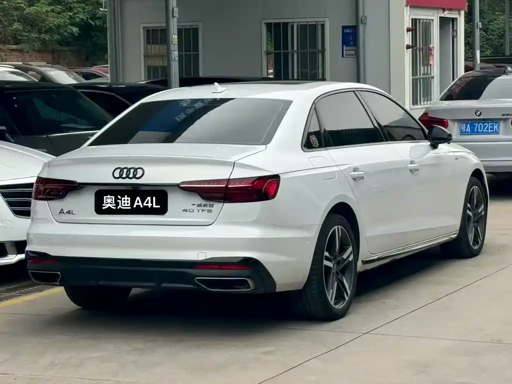 Audi A4 2022