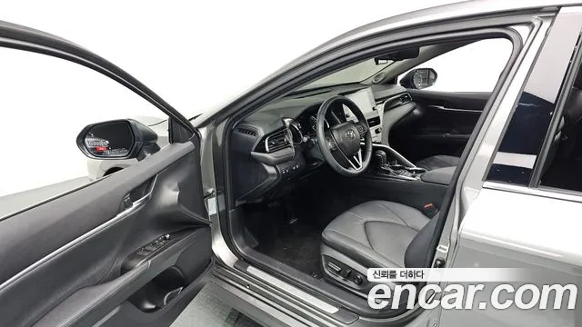 Toyota Camry 2024