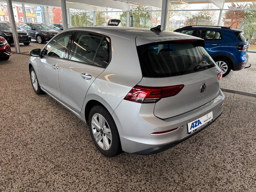 Volkswagen Golf 2023