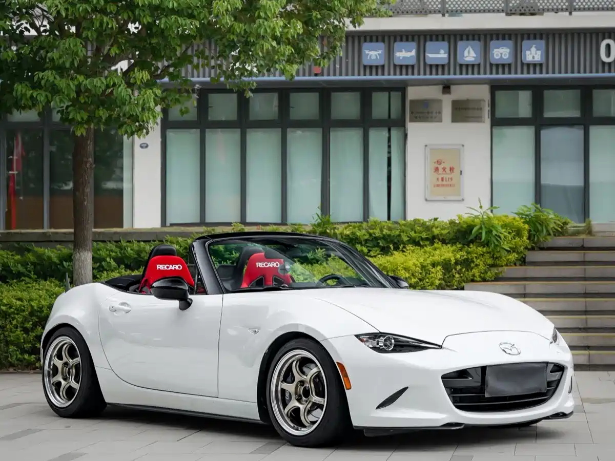 Mazda MX-5 2023