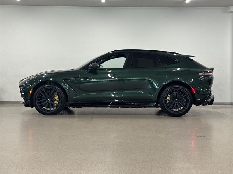 Aston Martin DBX 2024