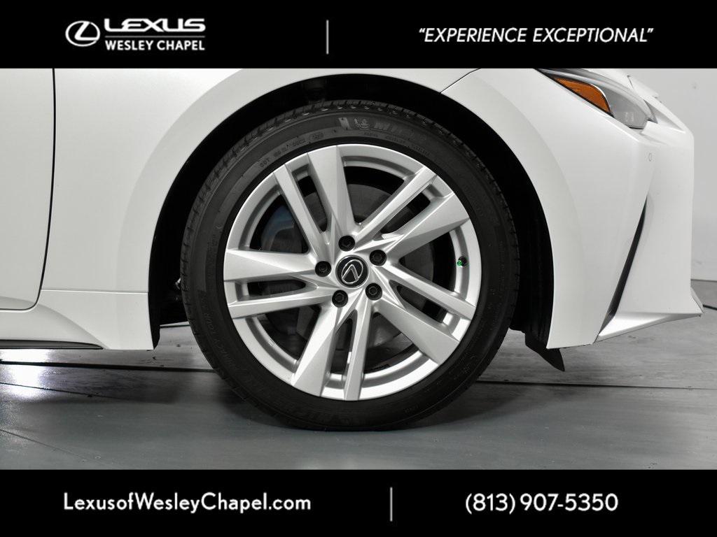 Lexus IS 300 2025