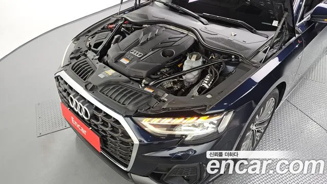 Audi A8 2022