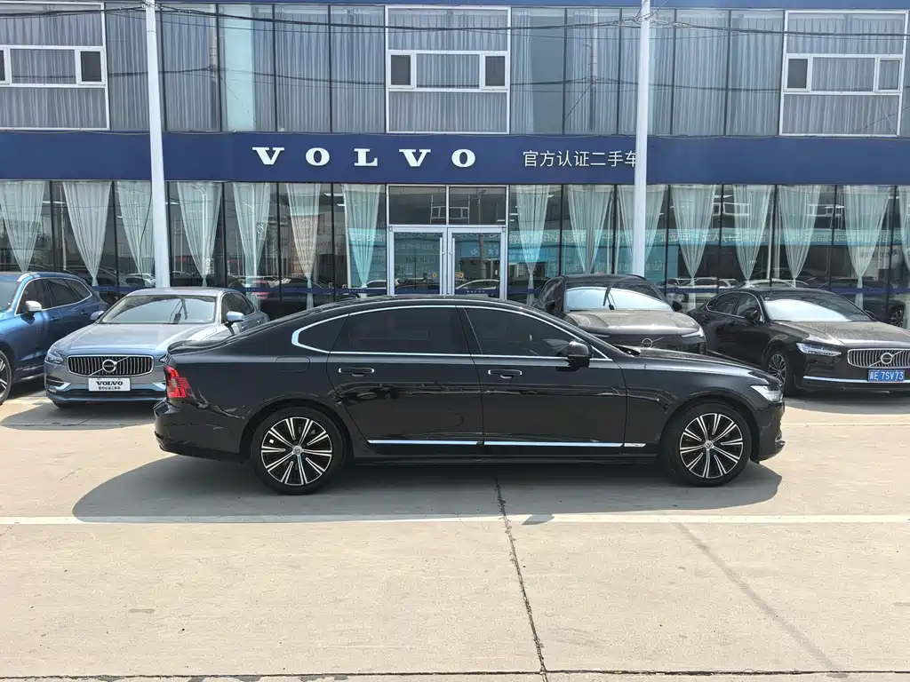 Volvo S90 2021