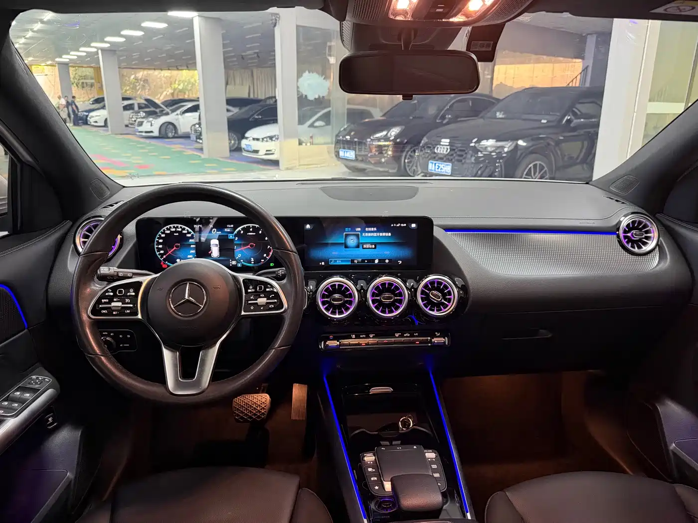 Mercedes-Benz GLA 2023