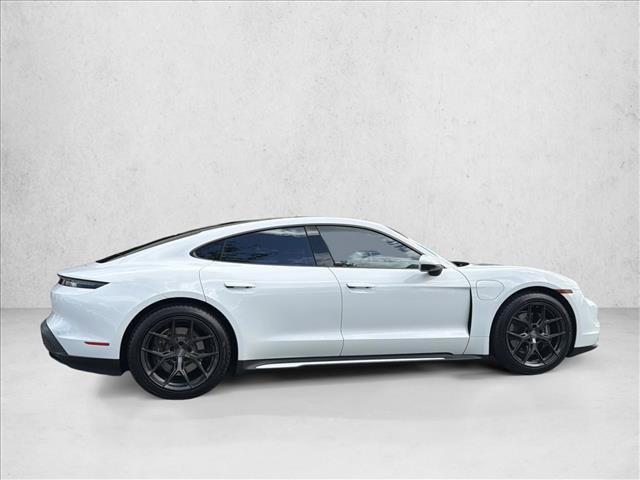 Porsche Taycan 2021
