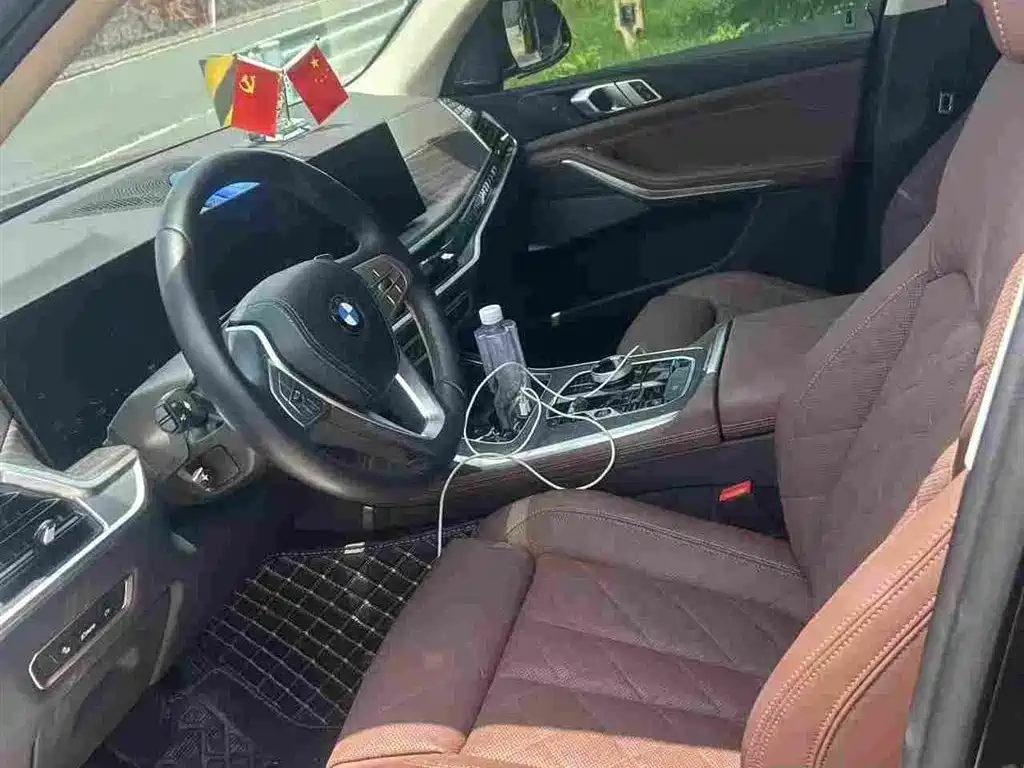 BMW X7 2024