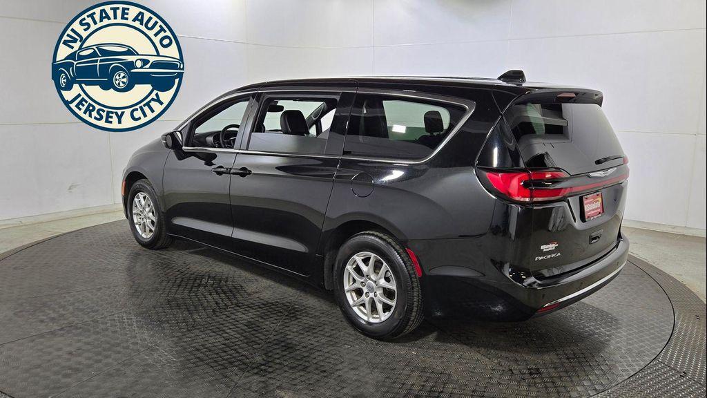 Chrysler Pacifica 2025