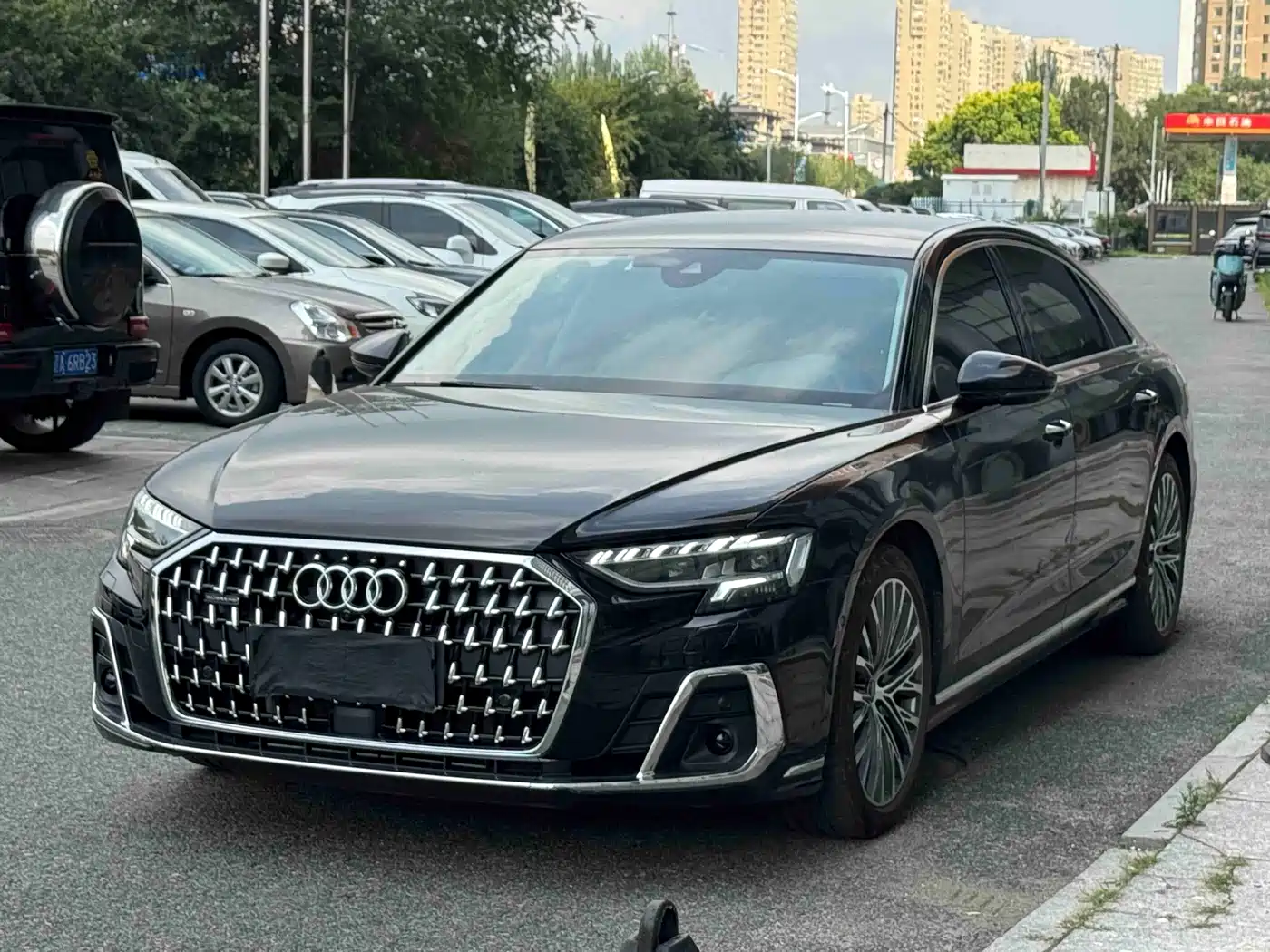 Audi A8 2025