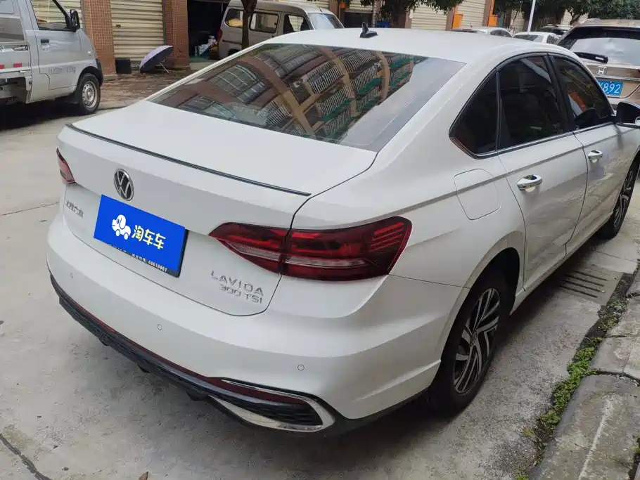 Volkswagen Lavida 2024