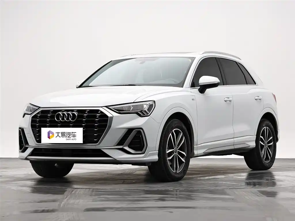 Audi Q3 2021