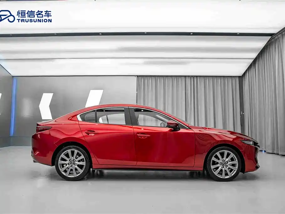 Mazda 3 2024
