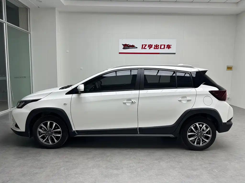 Toyota Yaris 2021