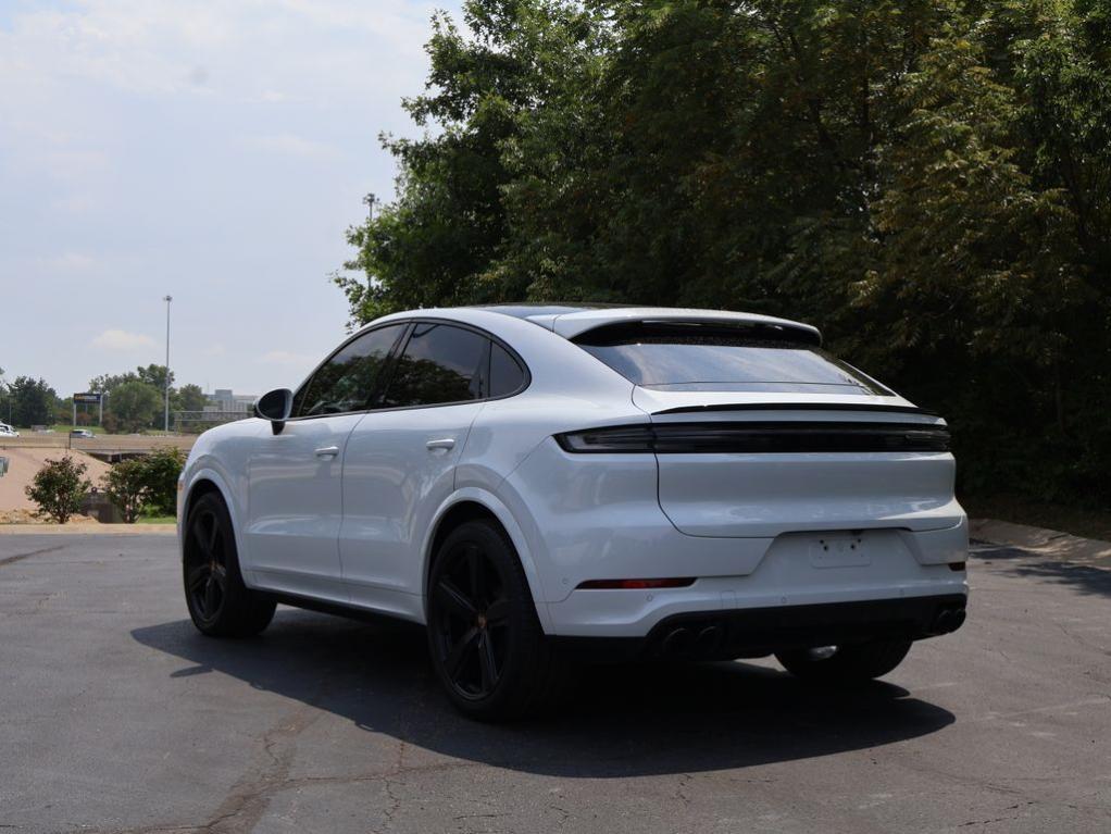 Porsche Cayenne 2025