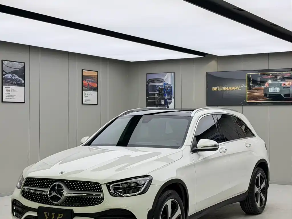 Mercedes-Benz GLC 2023