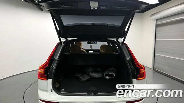 Volvo XC60 2024