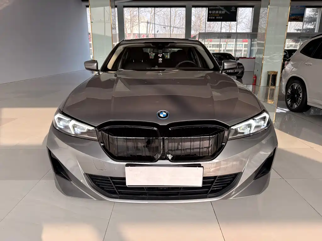 BMW i3 2022