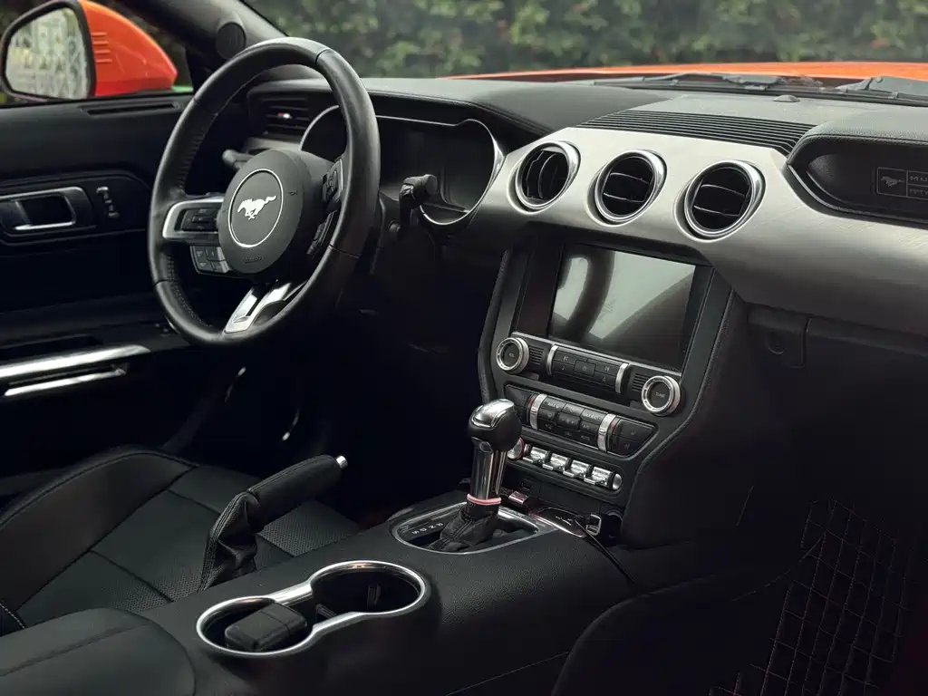 Ford Mustang 2020