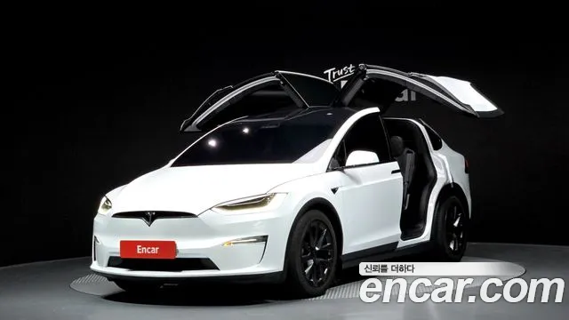 Tesla Model X 2023