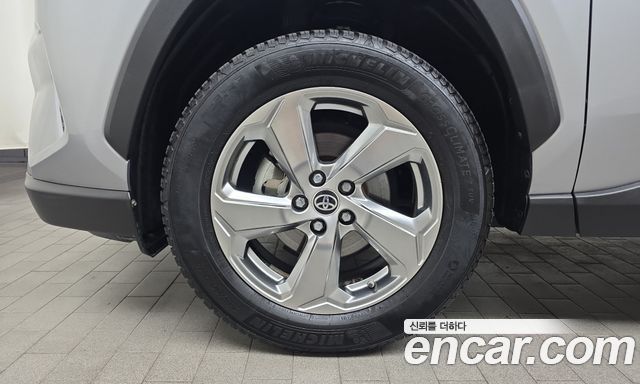Toyota RAV4 2021