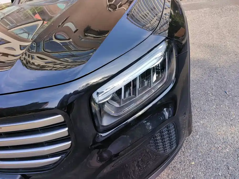 Mercedes-Benz GLB 2024