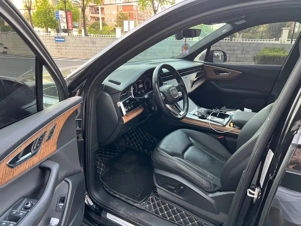 Audi Q7 2022