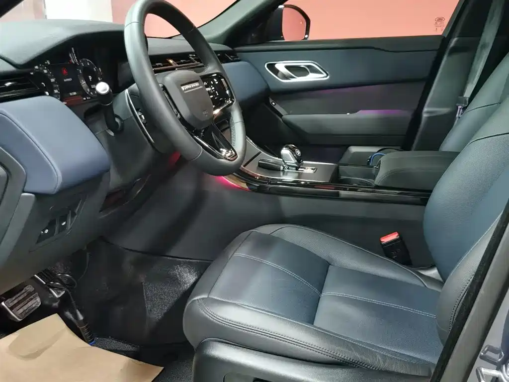 Land Rover Range Rover Velar 2024