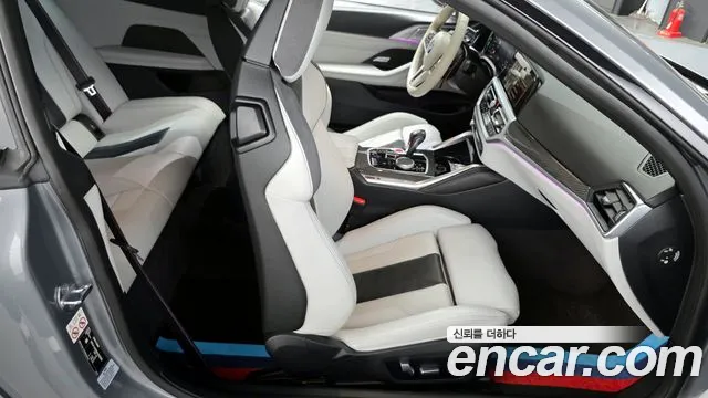 BMW M4 2022