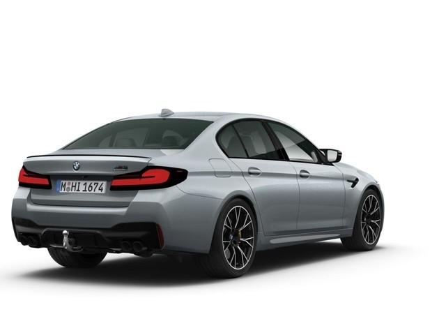BMW M5 2022