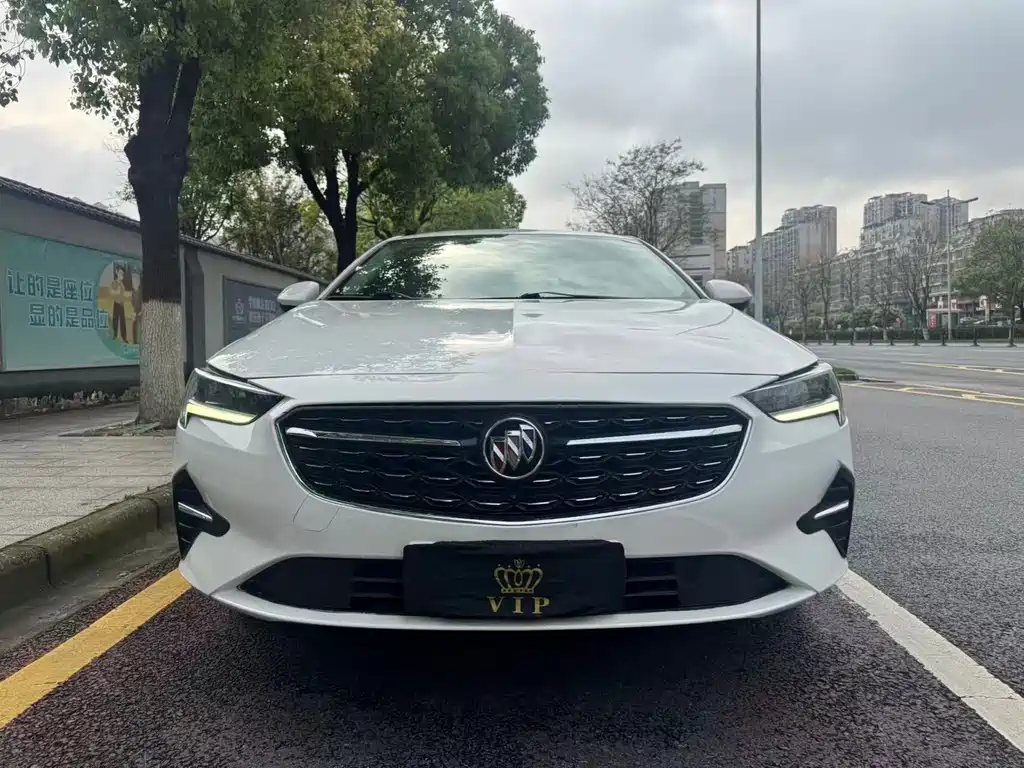 Buick Regal 2021
