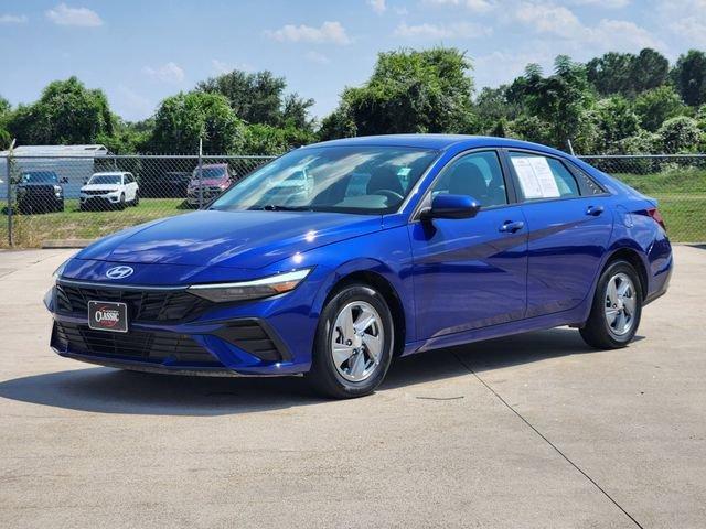 Hyundai Elantra 2025