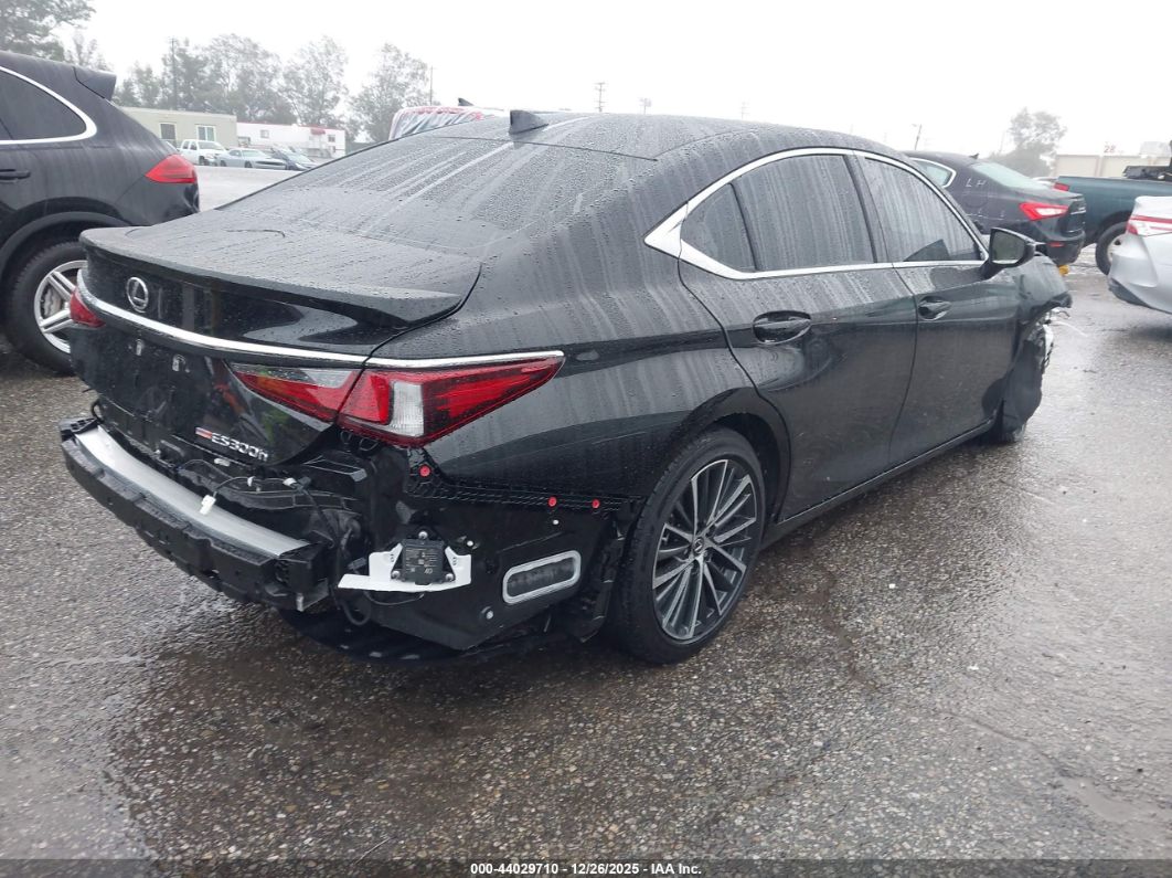 Lexus ES 2025