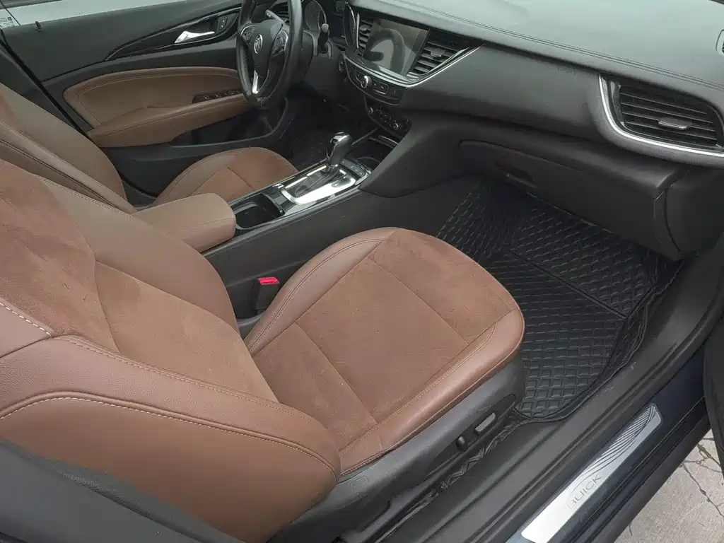Buick Regal 2021