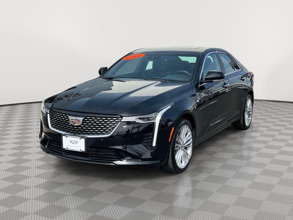 Cadillac CT4 2025