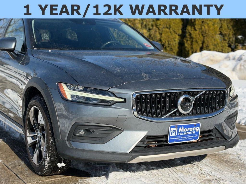 Volvo V60 Cross Country 2021