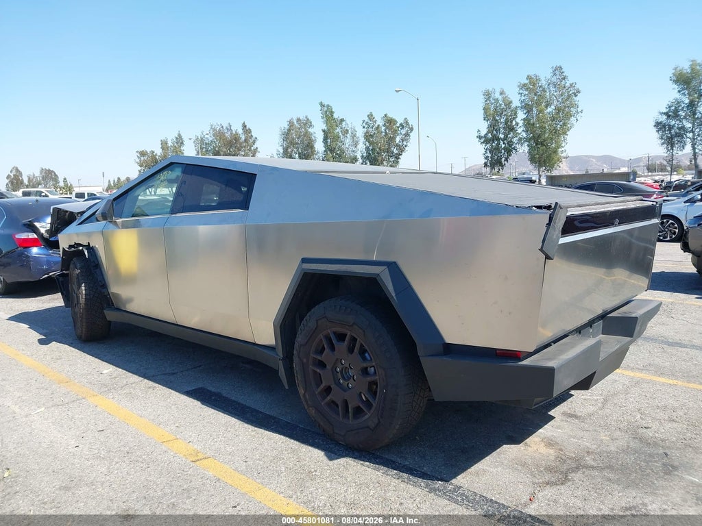 Tesla Cybertruck 2025