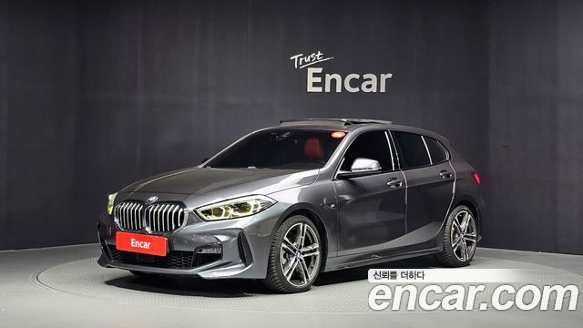 BMW 1 серии 2021