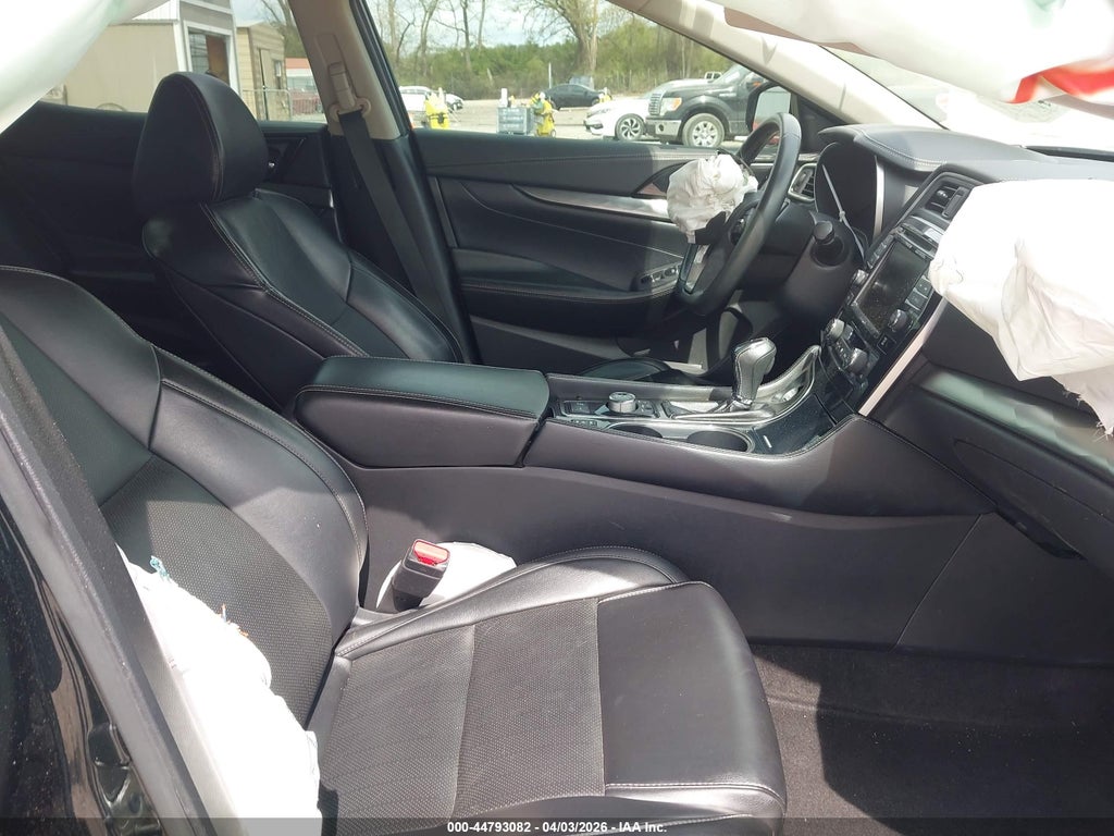 Nissan Maxima 2021