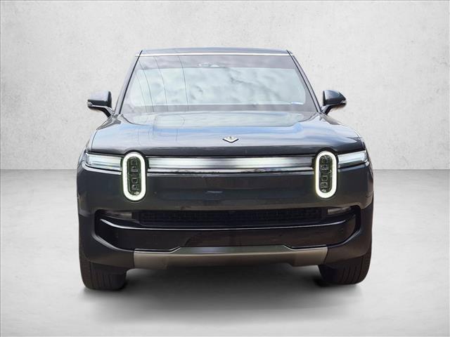 Rivian R1S 2025