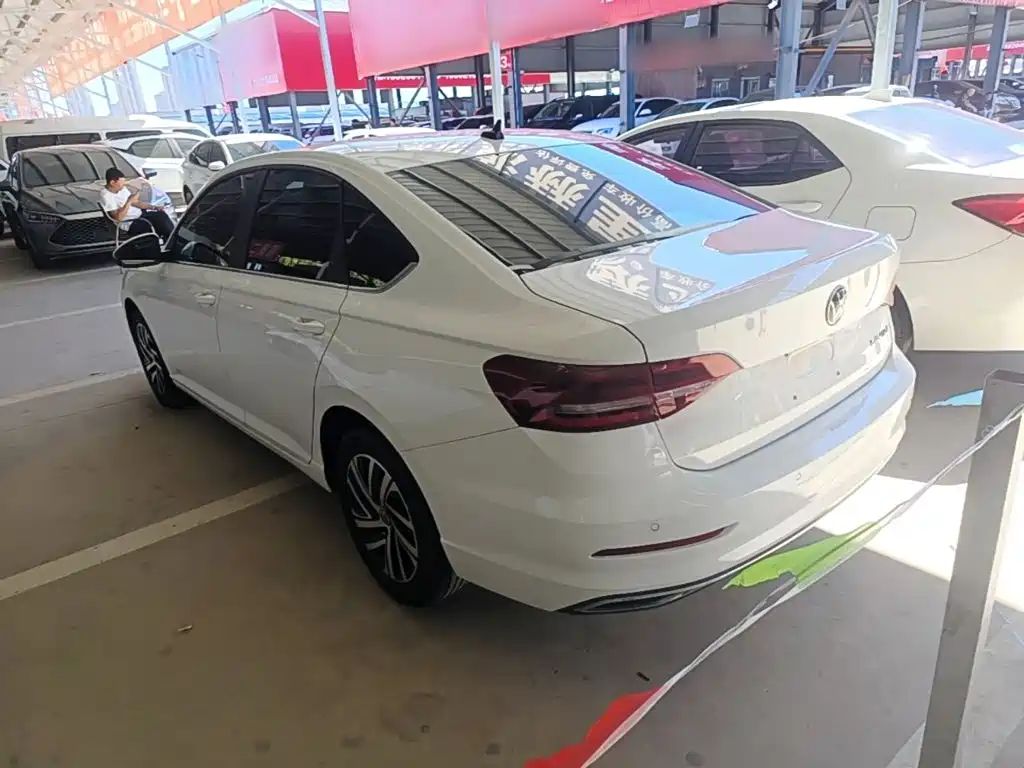 Volkswagen Lavida 2022