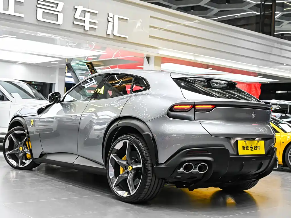 Ferrari Purosangue 2025