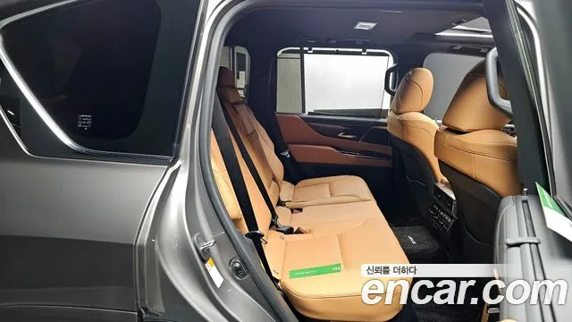 Lexus LX 2025