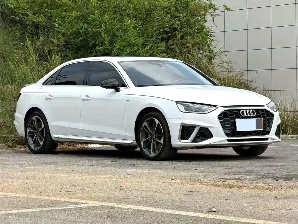 Audi A4 2021