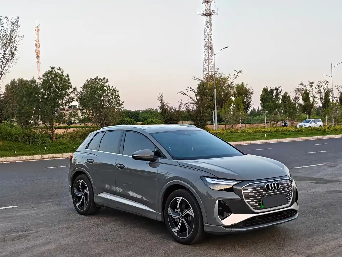 Audi Q4 e-tron 2024