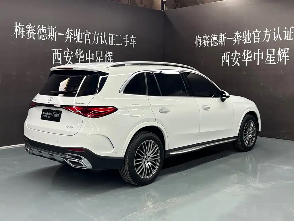 Mercedes-Benz GLC 2025