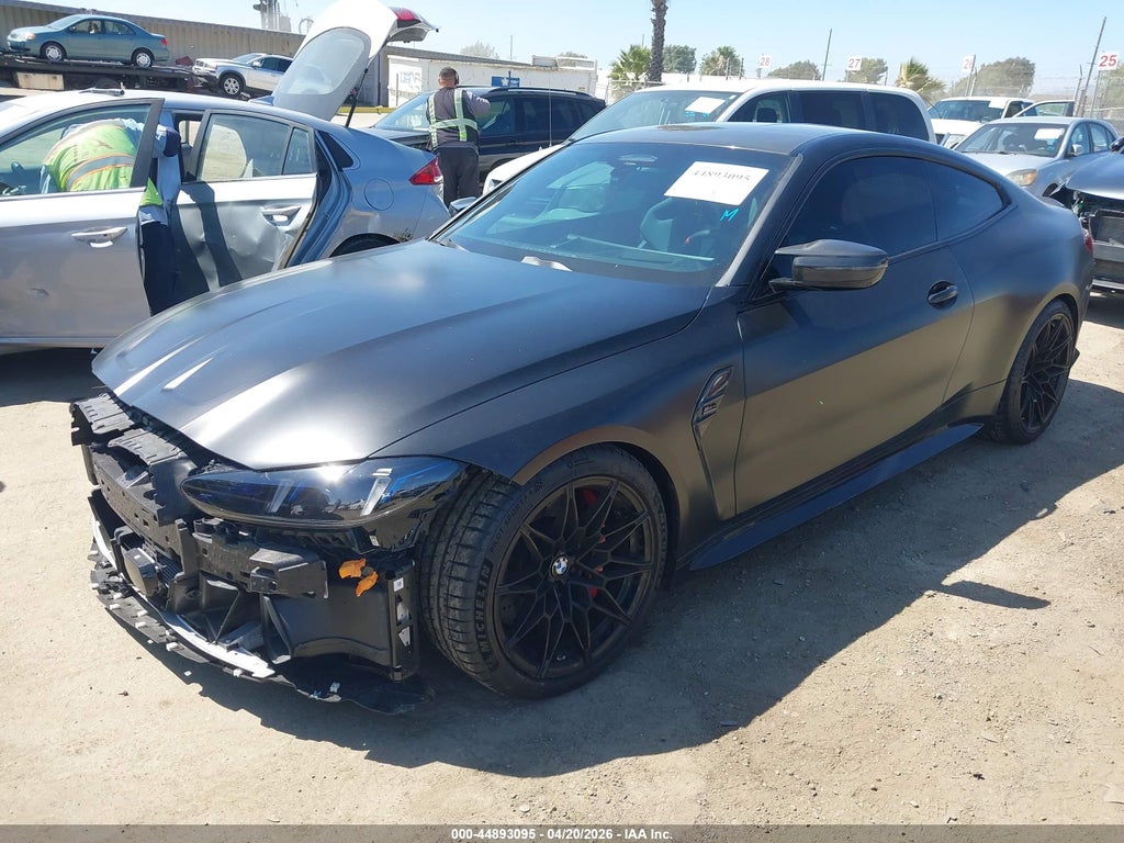 BMW M4 2025