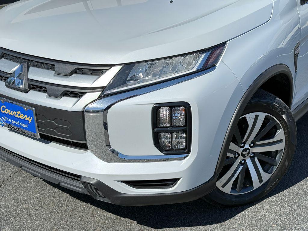 Mitsubishi Outlander Sport 2024