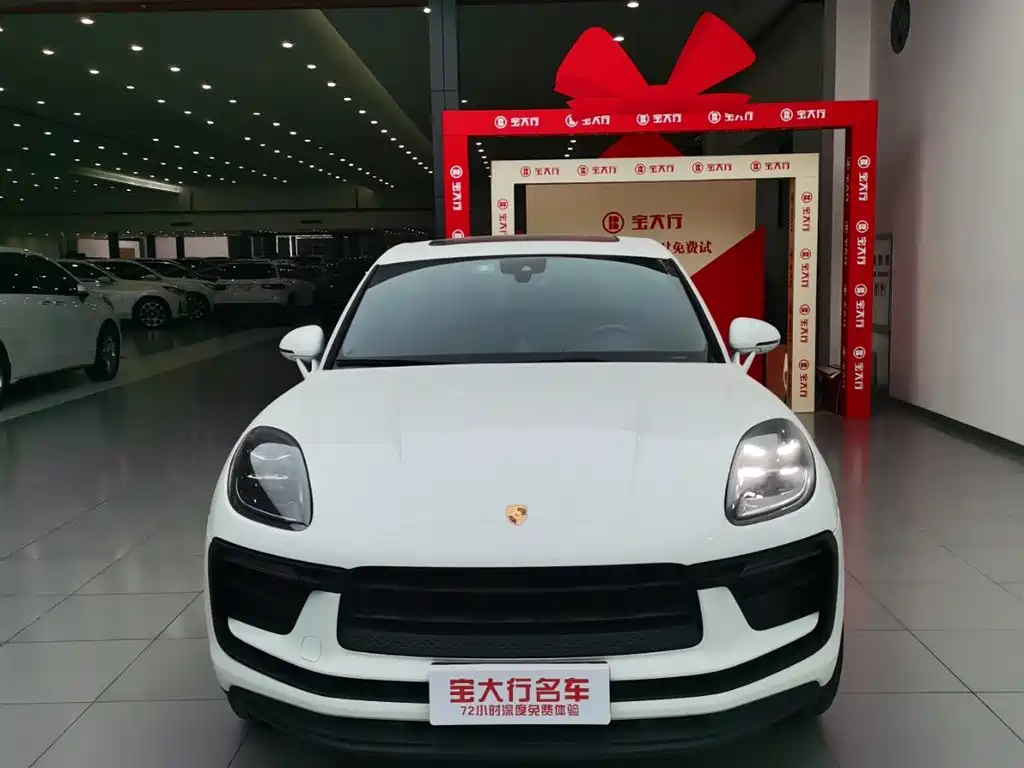 Porsche Macan 2024
