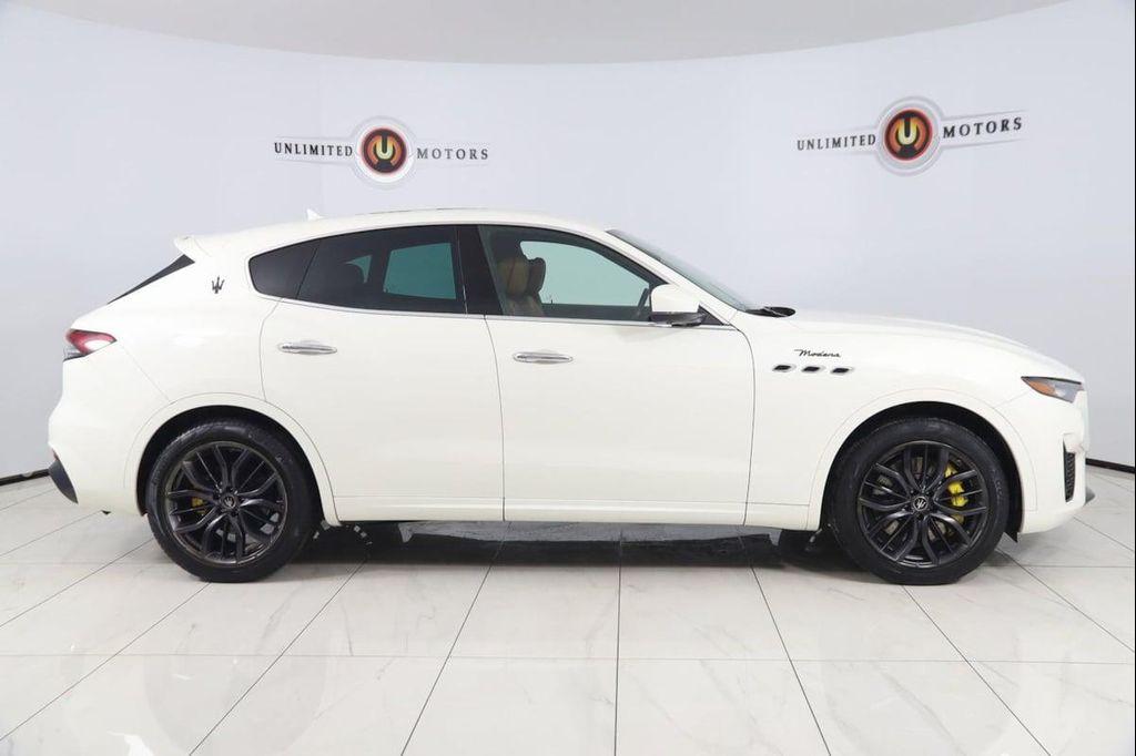 Maserati Levante 2022